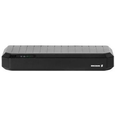 Ericsson Cradlepoint E400-5GE-GL - Wireless Router - WWAN 2.5GbE, Wi-Fi 7 Multi-Band - 5G, 4G - mit 5 Jahre NetCloud Enterprise Branch Essentials Plan - für P/N: 170921-000, 170923-000, 170924-000, 170925-000 (BL05-E400-5GE-GL-M)
