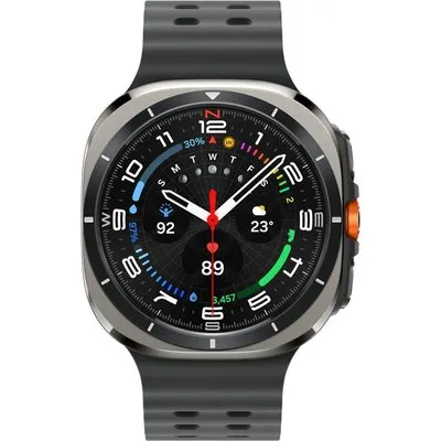 Samsung Galaxy Watch Ultra in Titanium Silber Dark Grau