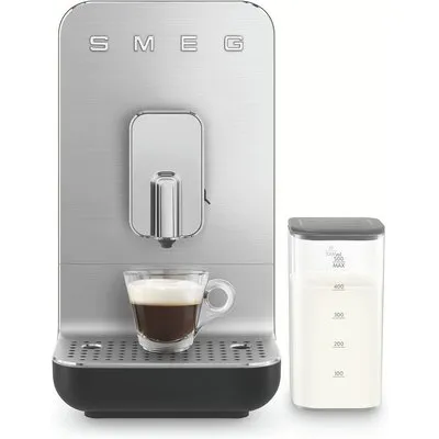 BCC13BLMEU Kaffee-Vollautomat schwarz matt, Milchbehälter, Latte Macchiato/Cappuccino, 19 bar, 1,4 l