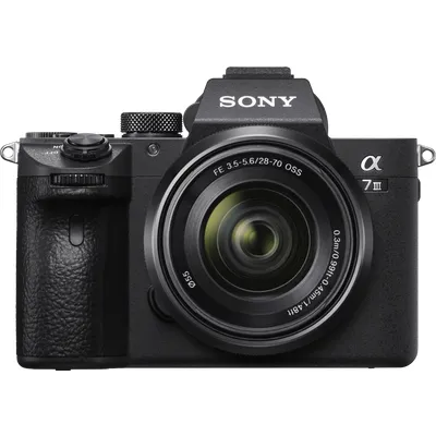 Sony A7 III + FE 28-70mm