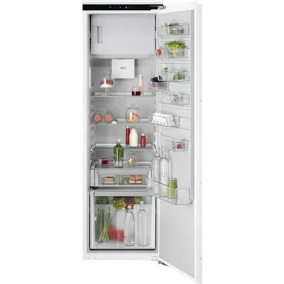 AEG Einbaukühlschrank / 1780 mm / 4-Sterne-Gefrierfach / 282 L / CustomFlex® – flexibles Türablagesystem / Festtür TF6FS181DC