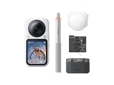 INSTA360 X6 Essentials Bundle (Arctic White) 360°-Actioncam , WLAN, Touchscreen